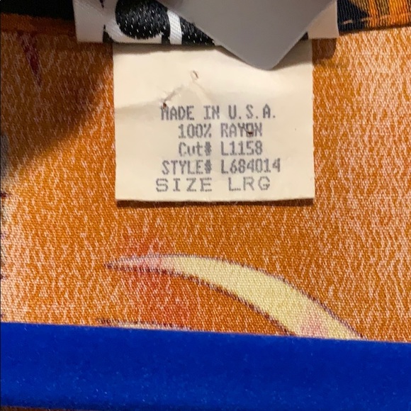 80’s Vintage Floral Aztec Top - Picture 6 of 6